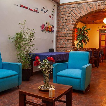 Casa De Las Rosas Куенка Екстериор снимка