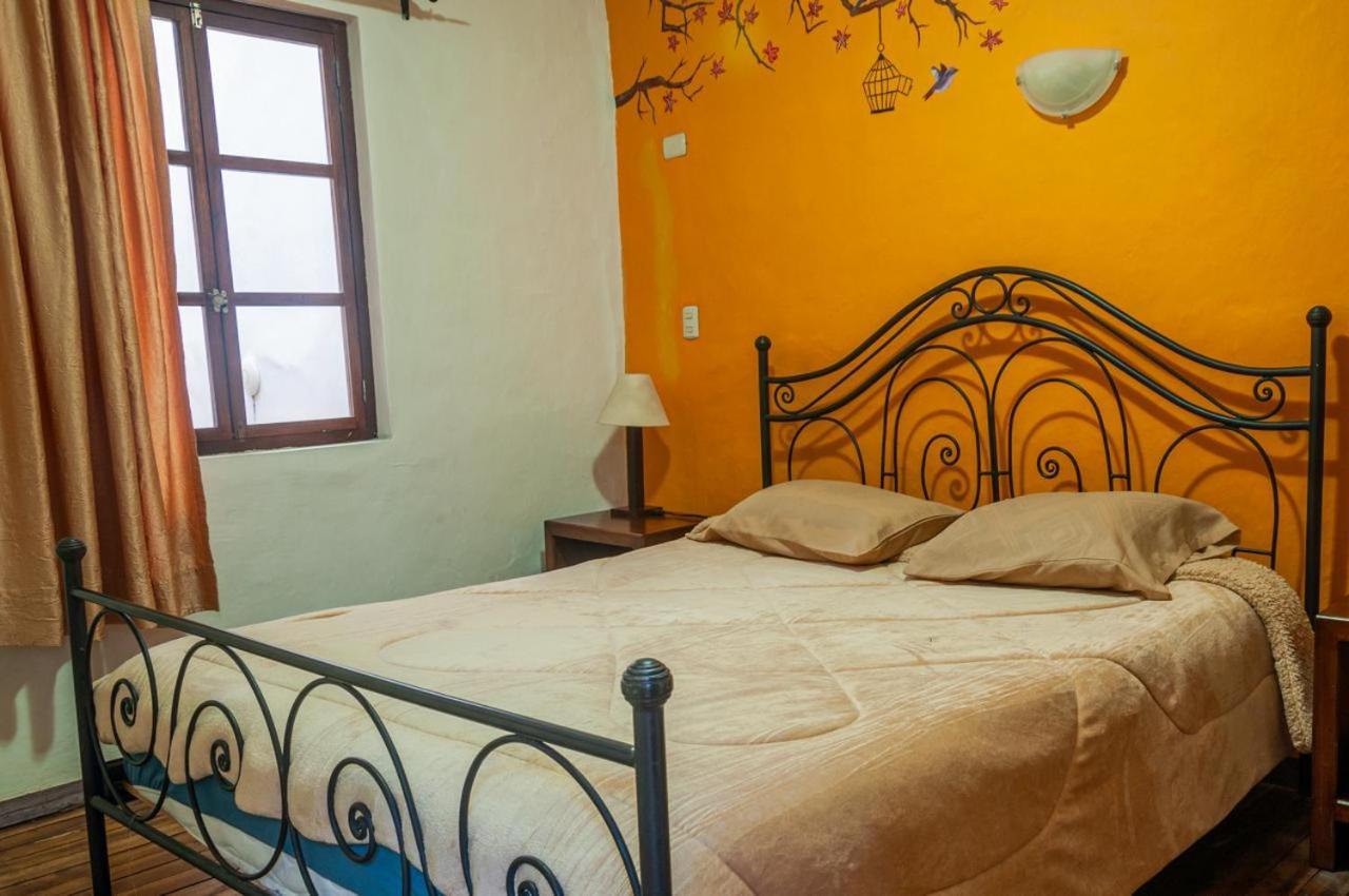 Casa De Las Rosas Куенка Екстериор снимка