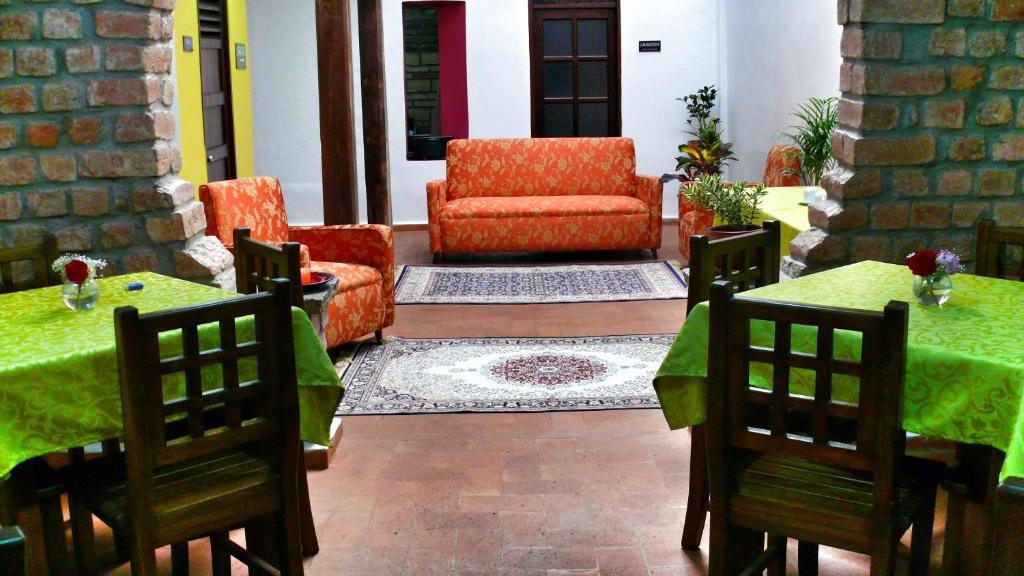 Casa De Las Rosas Куенка Екстериор снимка