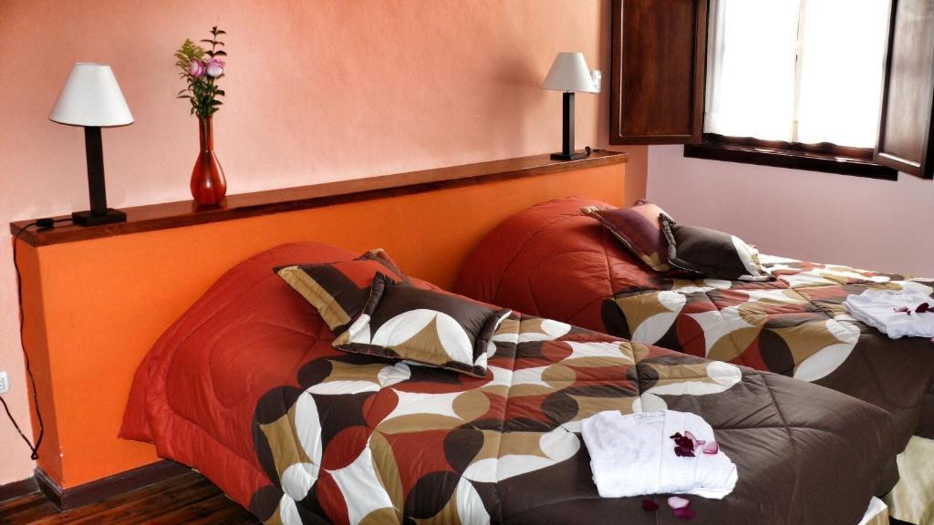 Casa De Las Rosas Куенка Екстериор снимка