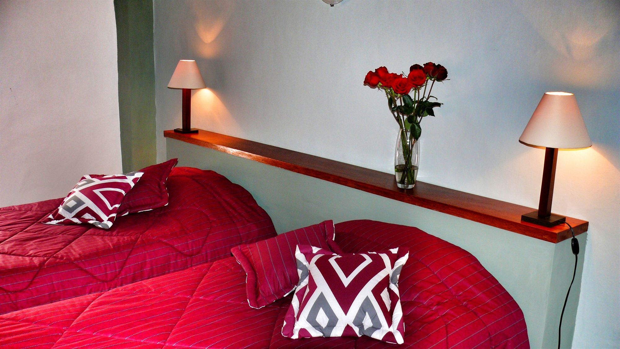 Casa De Las Rosas Куенка Екстериор снимка